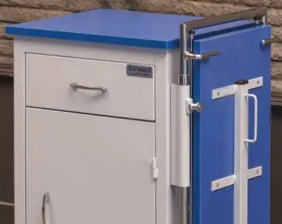 Noptiera pat spital metalica cu masa TM5008